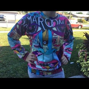 Maroon 5 sweater